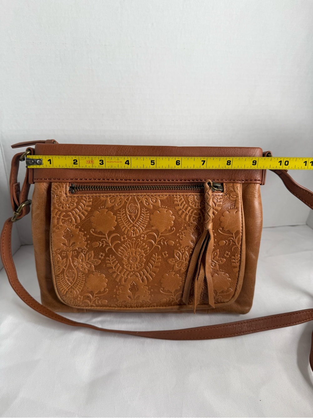 The Sak Sanibel Leather Crossbody Bag - Picture 4 of 8